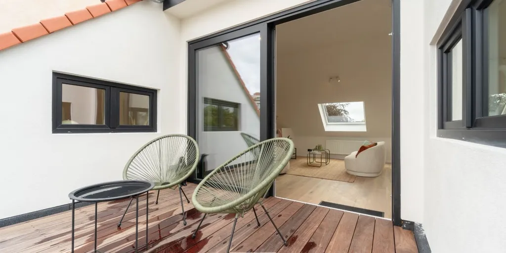 Terrass - Duplex Apartment with River View in Gent