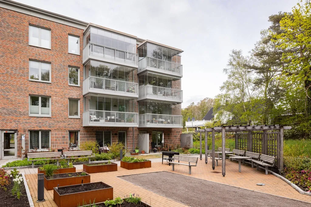 Aed - Apartment with Balcony in Stenbärsvägen