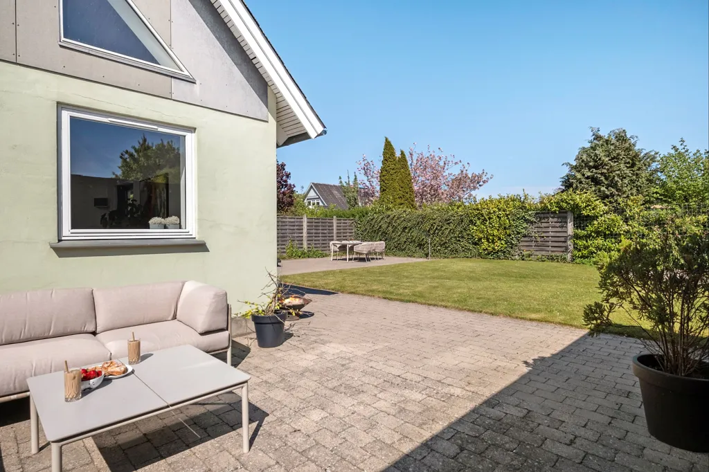 Jardin - Villa with Lofted Living Room in Dragør