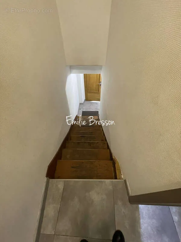 Pièces - Maison avec Studio et Atelier à Gaillac