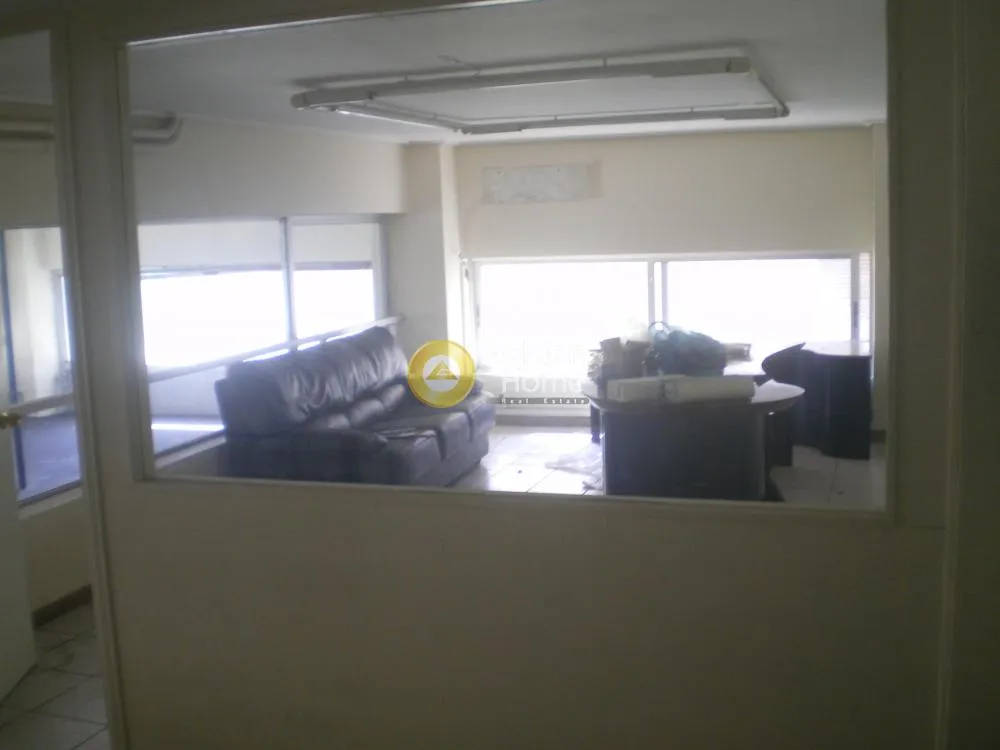 Kabinet - Commercial Space with Parking in Kallithea