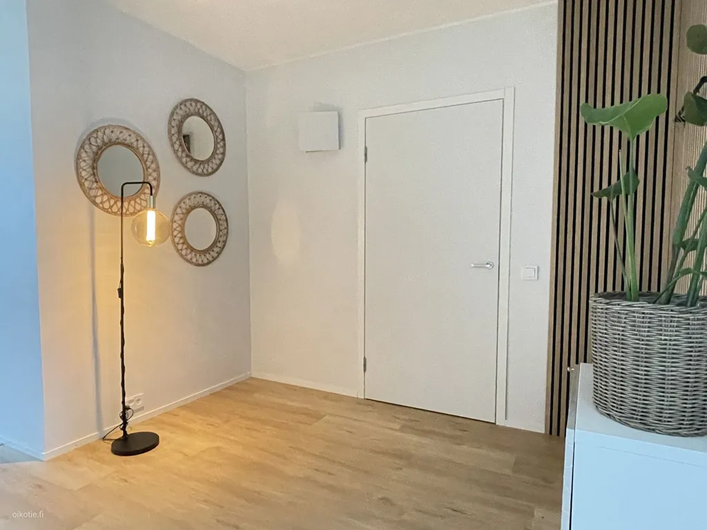 Entrée - Modernised Apartment with Balcony in Hervanta, Tampere