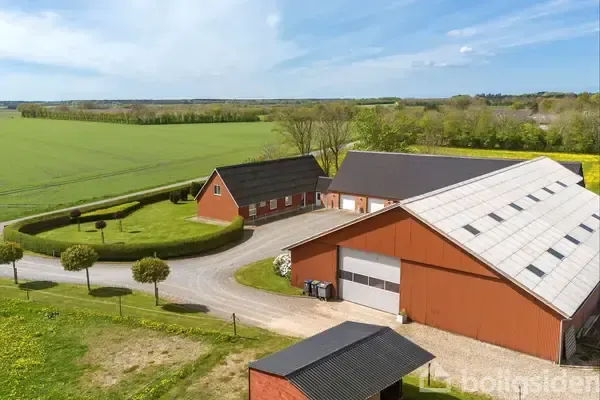 Vue aérienne - Modernised Farmhouse with 2 Hectares in Outrup