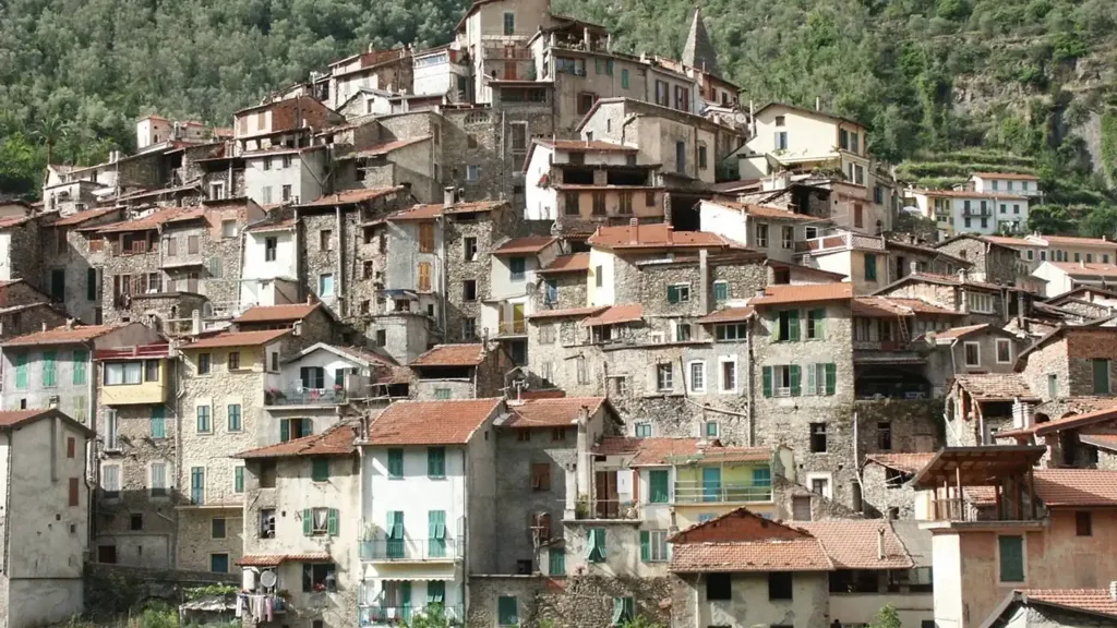 Historic Apartment in Pigna, Imperia