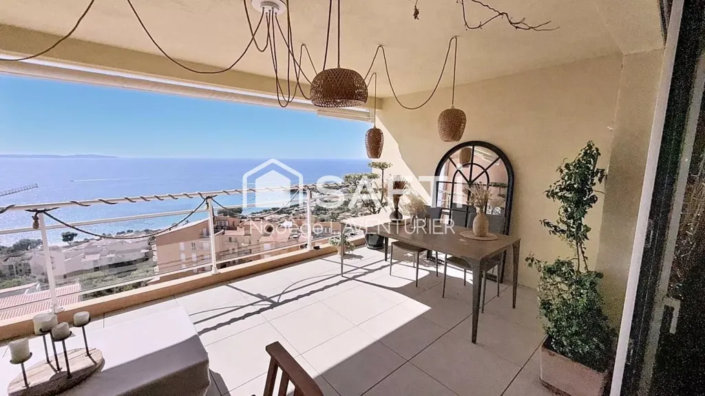 Rõdu - Duplex with Panoramic Sea View in Ajaccio