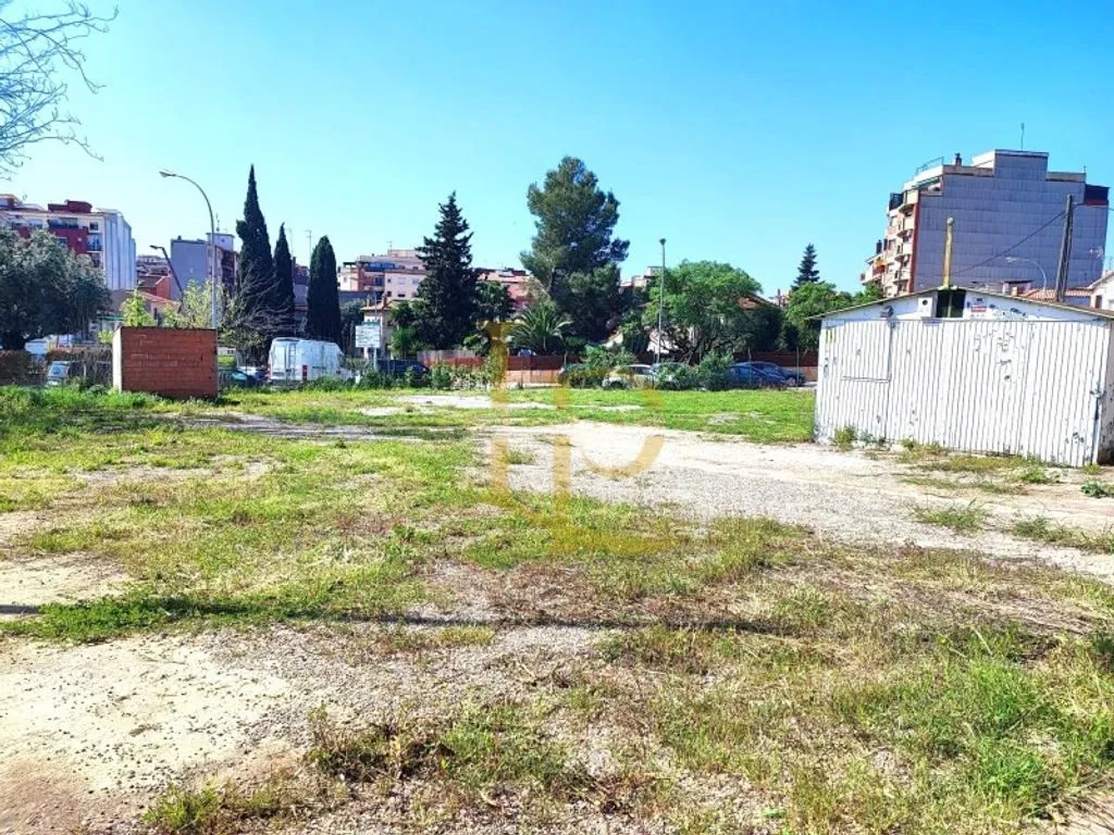 Giardino - Commercial Land in Central Rubí