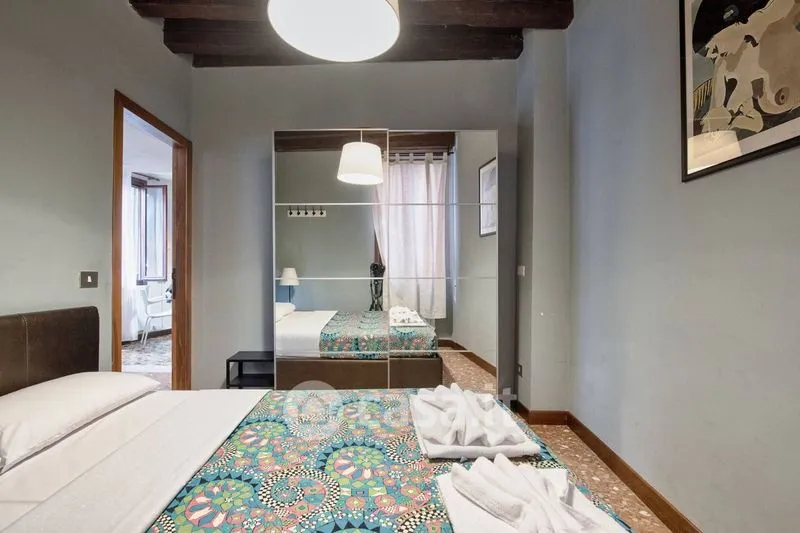 Chambres - Restored 2-Bedroom in Venice's Castello