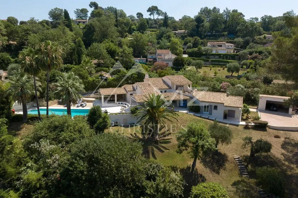 Õhuvaade - Luxury Villa with Pool in Mougins