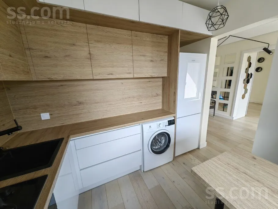 Köök - Modern Apartment with Balcony in Zolitūde, Riga