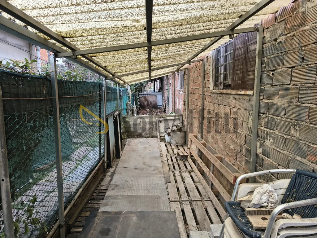 Aed - Artisan Warehouse with Parking in Central Sassuolo