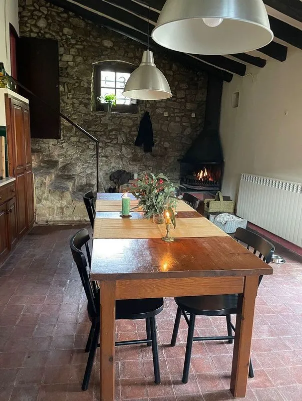 Salle à manger - Rustic Chalet with Pool in Canet d'Adri