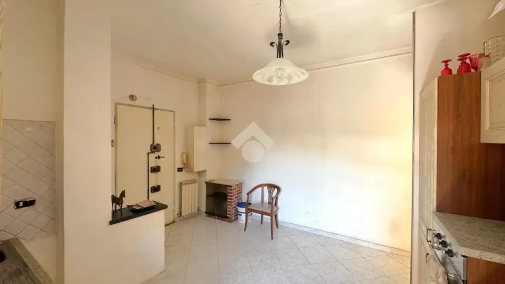 Cuisine - Rear-Facing Flat with Balcony in Bolzaneto