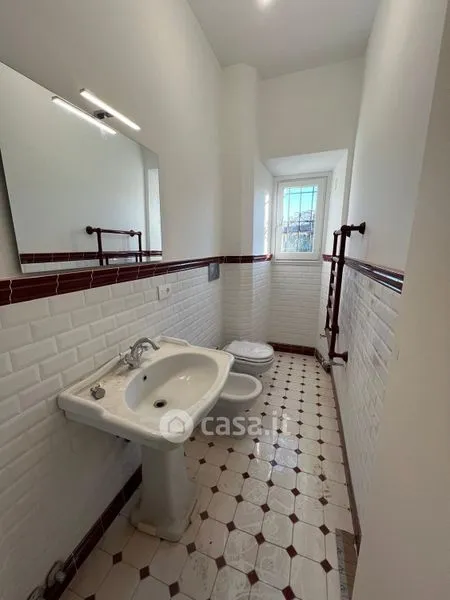 Bagni - Rustic Apartment with Balcony in Florence
