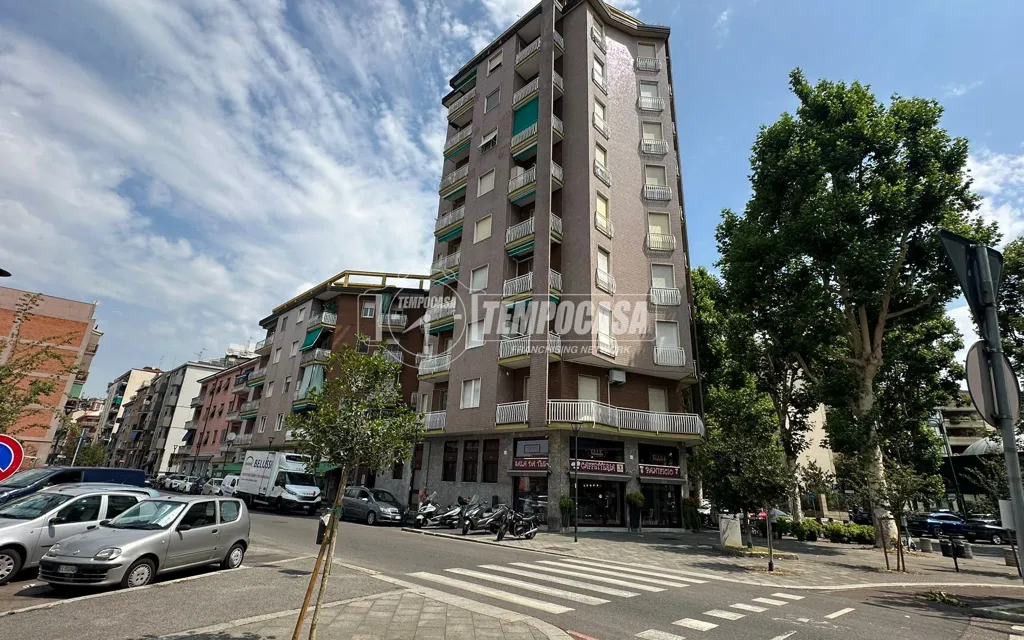 Esterno - Transformable 2-Bedroom Apartment in Sesto San Giovanni