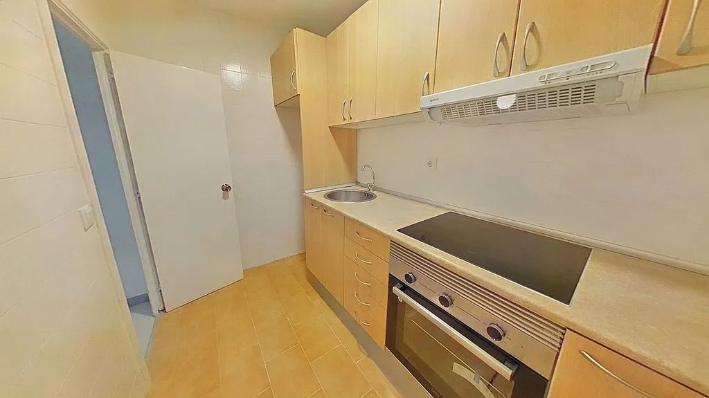 Köök - 2-Bedroom Apartment with Metro Access in La Florida