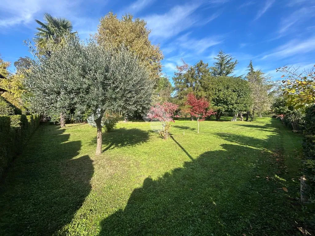 Aed - Historic Villa with Garden in Codroipo