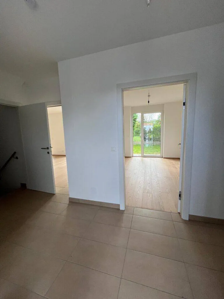 Elutuba - Semi-Detached House with Garden in Guntramsdorf