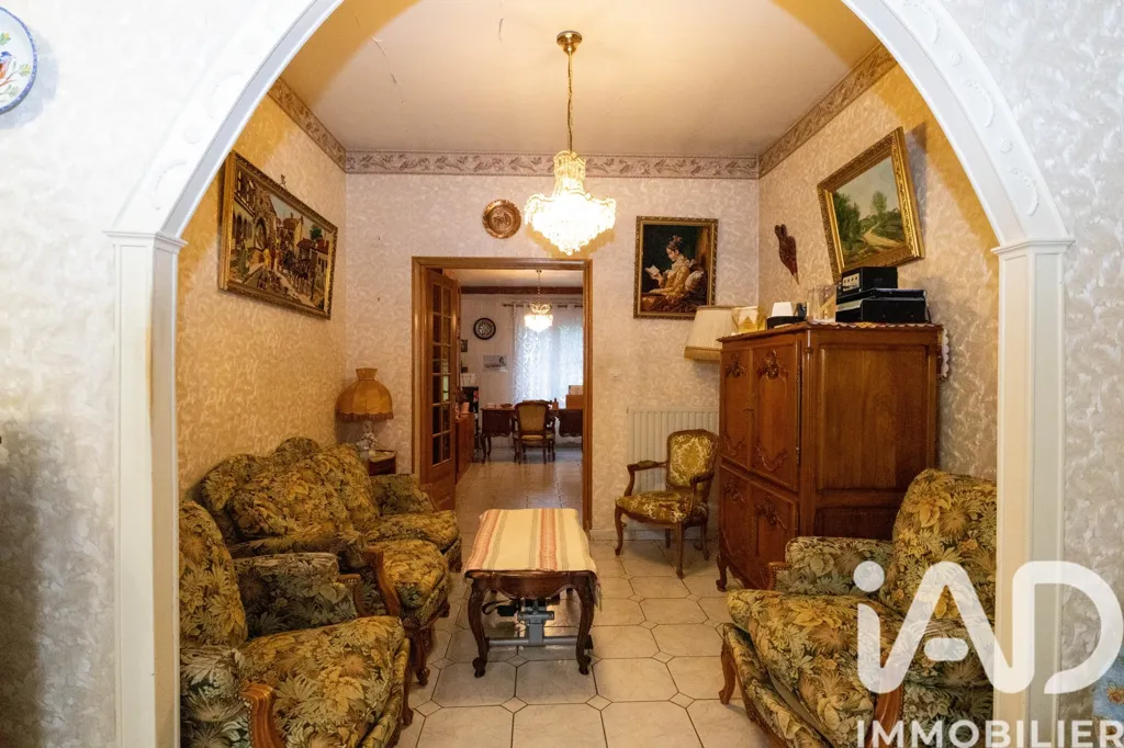 Elutuba - Renovation Project House in Bondy