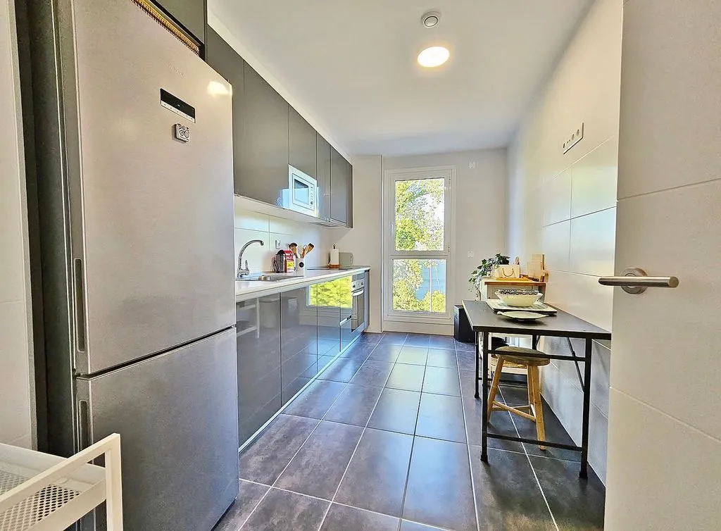 Kitchen - Modern Flat with Terrace in Santa Cruz
