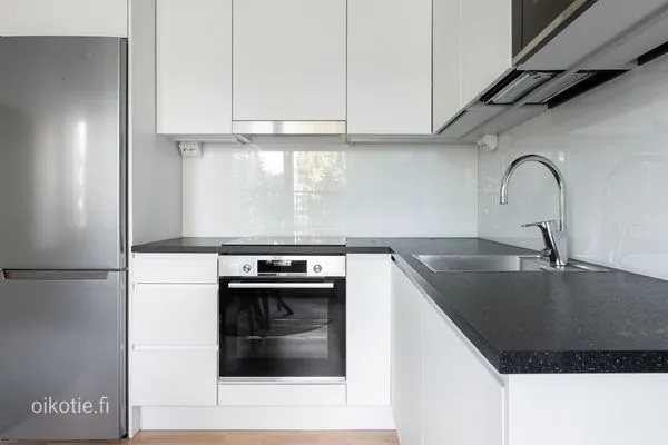 Cuisine - Parterre Duplex with City View in Kaleva, Tampere