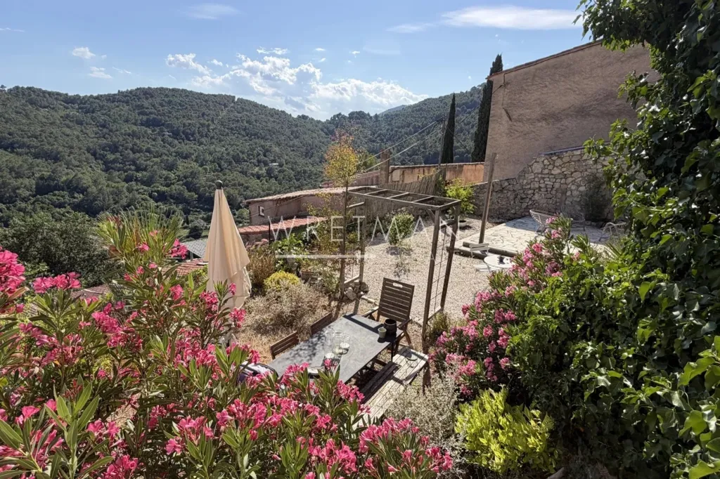Terrace - 3-Bed Apartment with Garden in Claviers