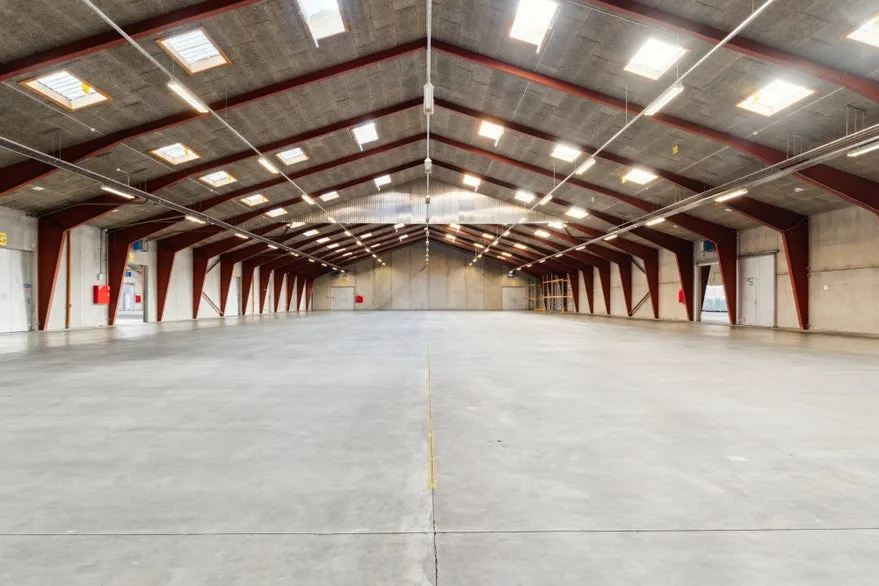Pièces - Warehouse with High Ceilings in Rural North Jutland