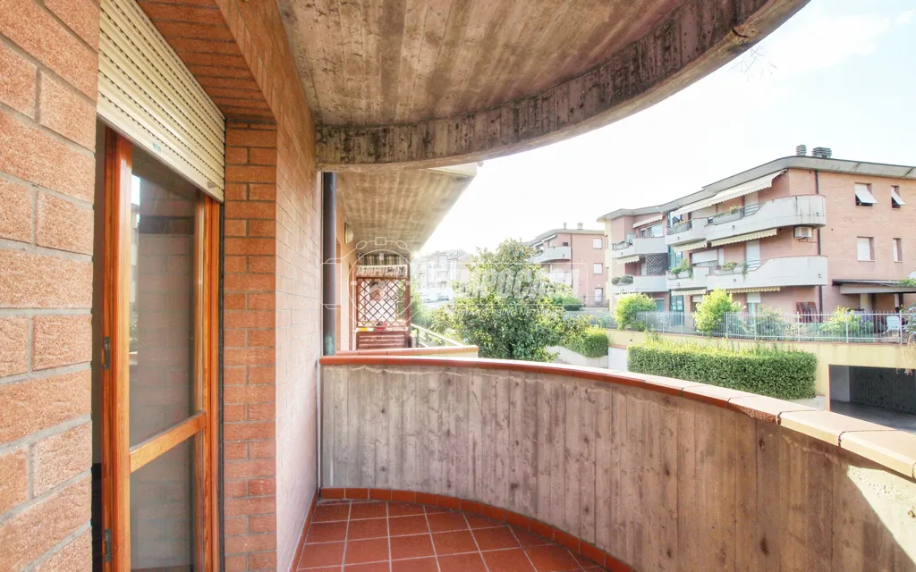 Balcony - Rustic 2-Bedroom Flat with Balcony in Ancona