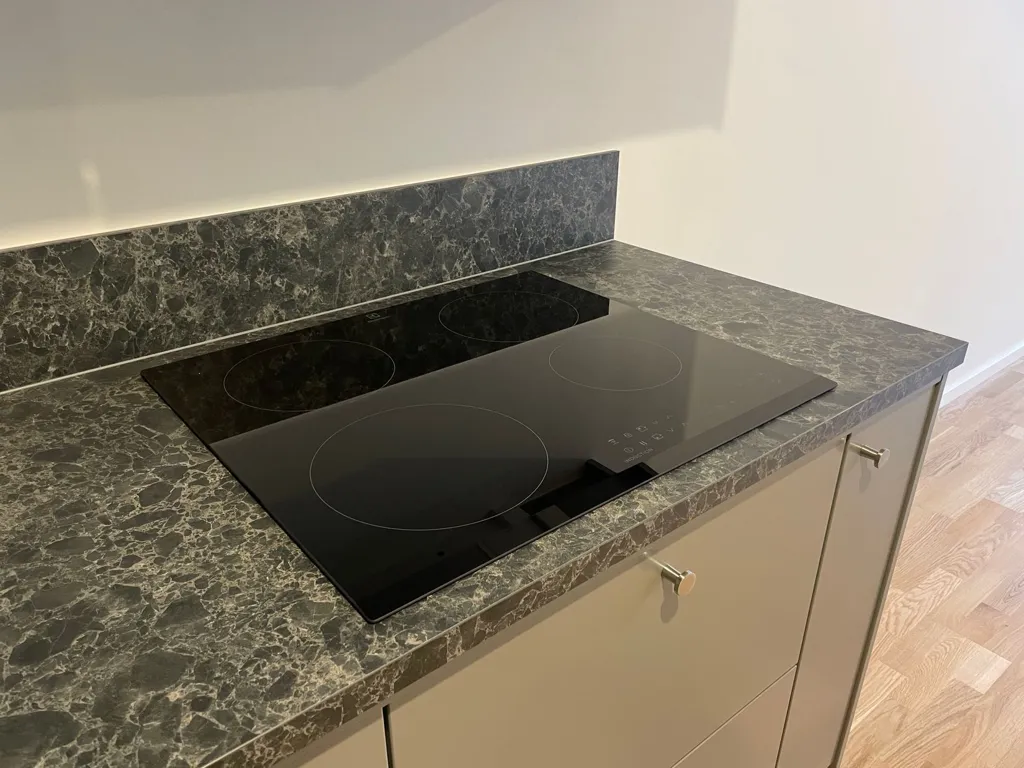 Köök - Efficient Two-Bedroom with Balcony in Nacka