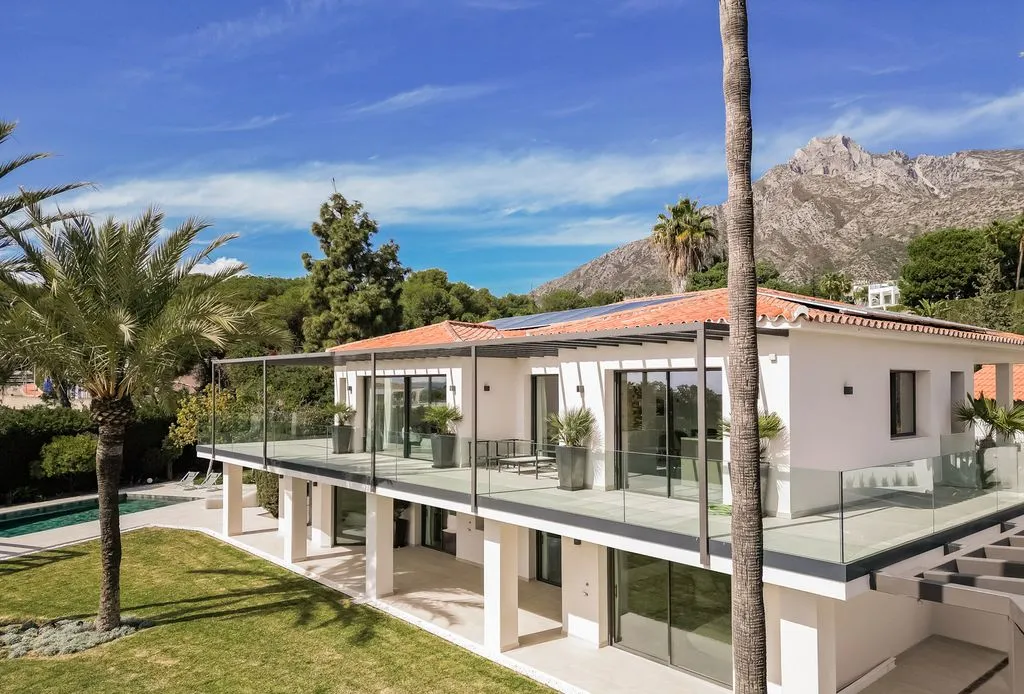 Extérieur - Luxury Villa with Sea Views in Golden Mile