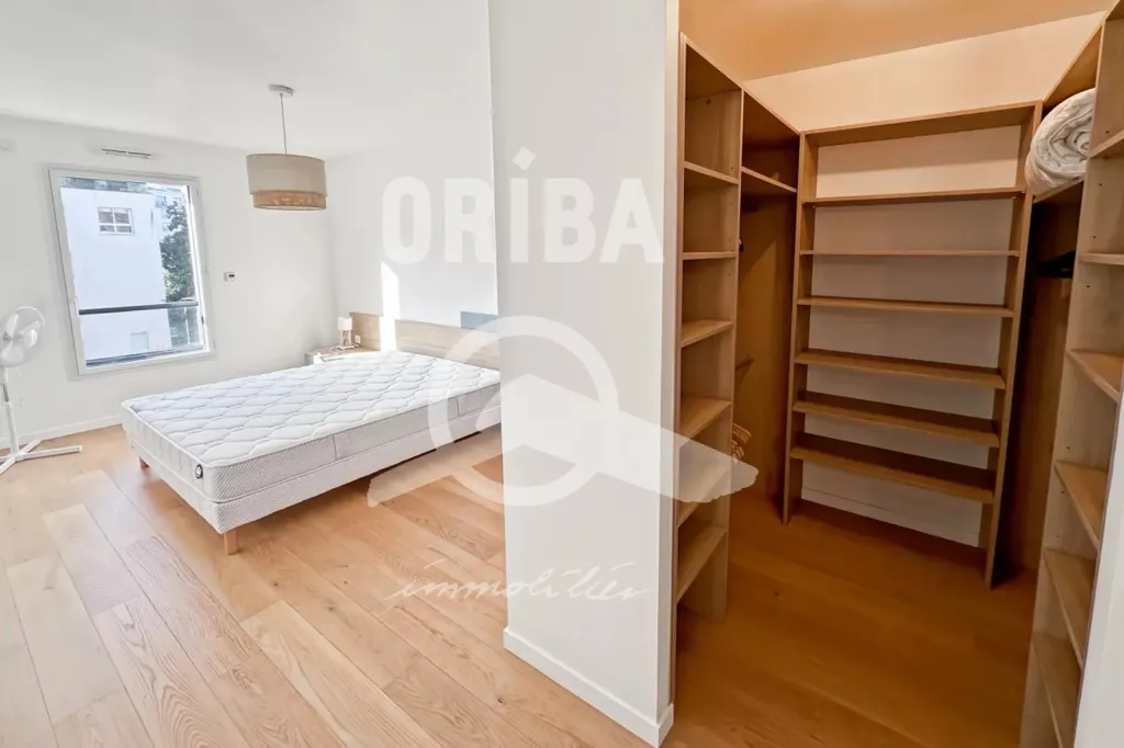 Chambres - Appartement 3 Pièces avec Terrasse à Nantes