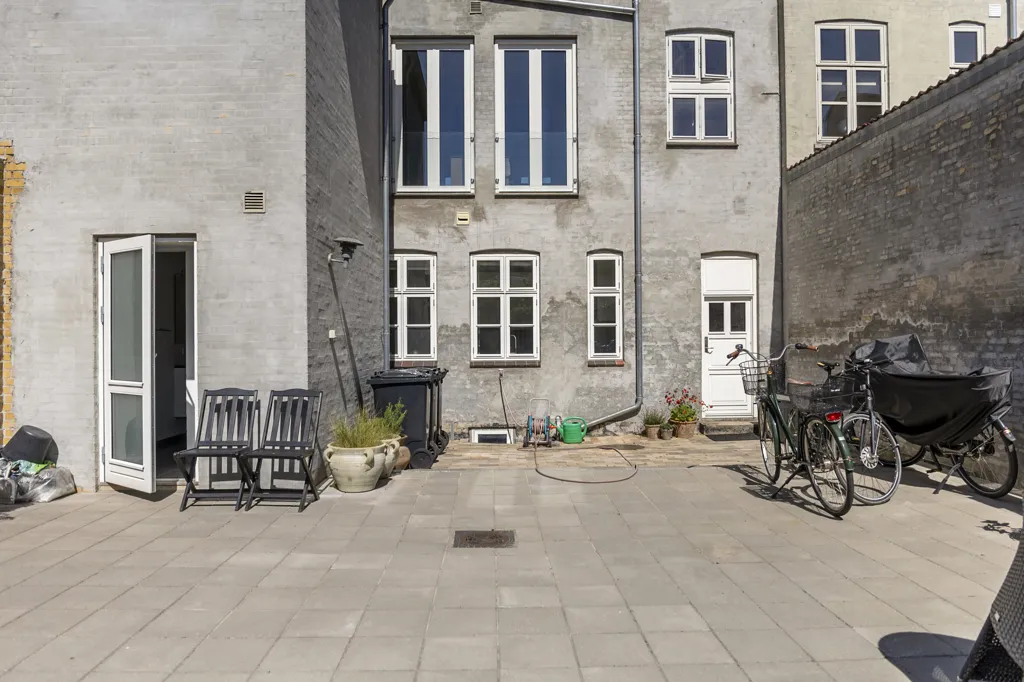 Aed - Condo with Garden in Odense C