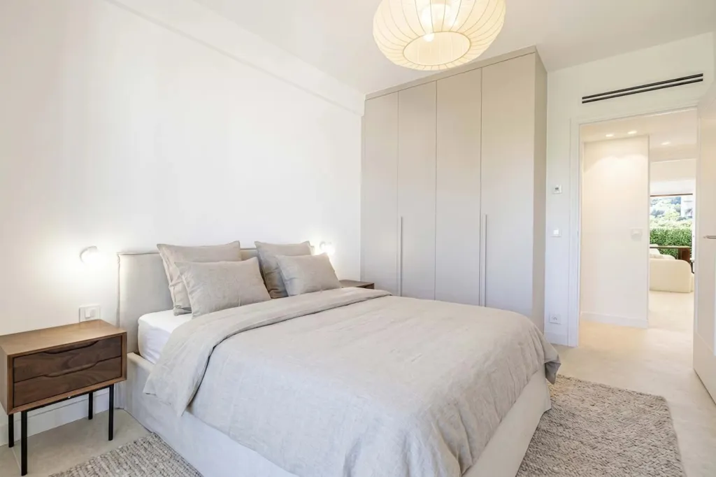 Chambres - Appartement Rénové avec Terrasse à Nice - Cimiez