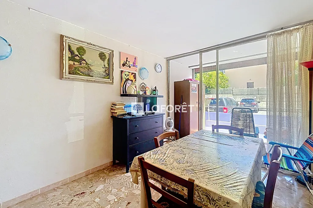 Salle à manger - Appartement 2 Pièces avec Balcon à Roquebrune-Cap-Martin