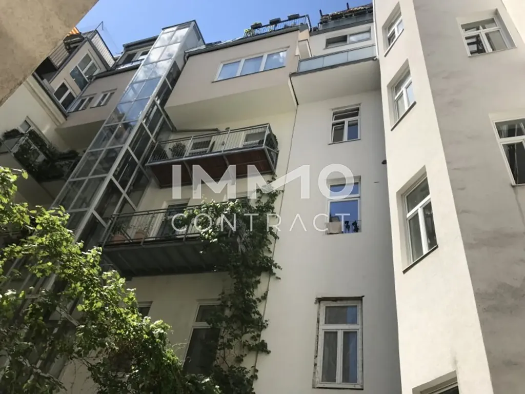 Aed - Terraced Apartment with Balcony in Vienna