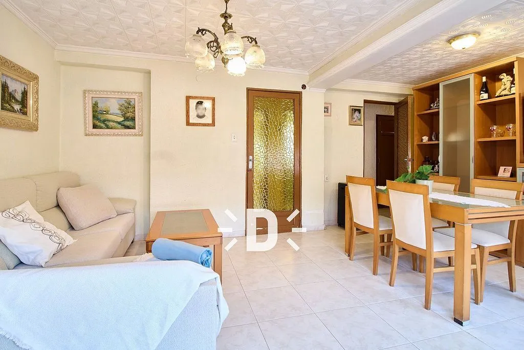Salle à manger - Apartment with Balcony in Benetússer