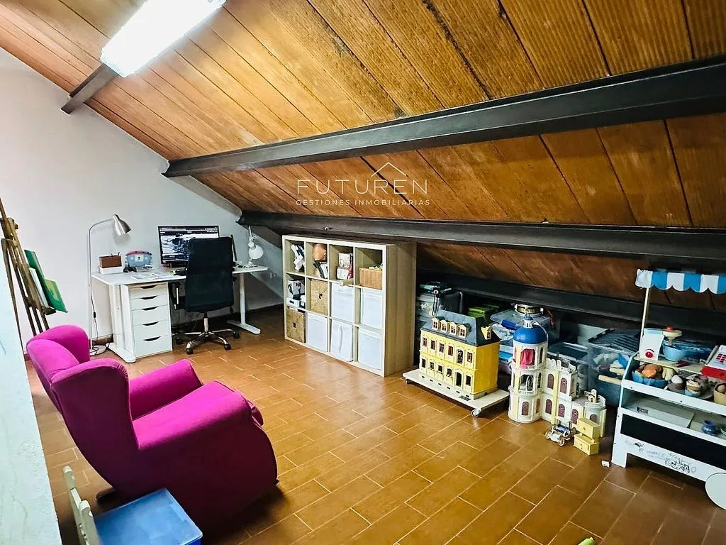 Pièces - Semi-detached House with Air Conditioning in La Línea de la Concepción