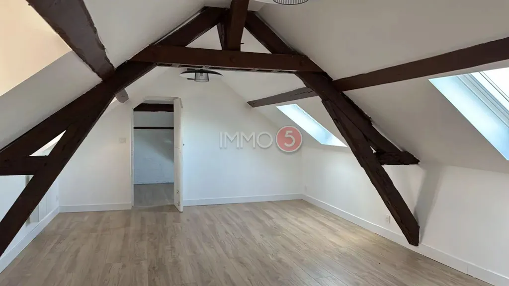 Stanze - 2-Bedroom Apartment in Sens Centre