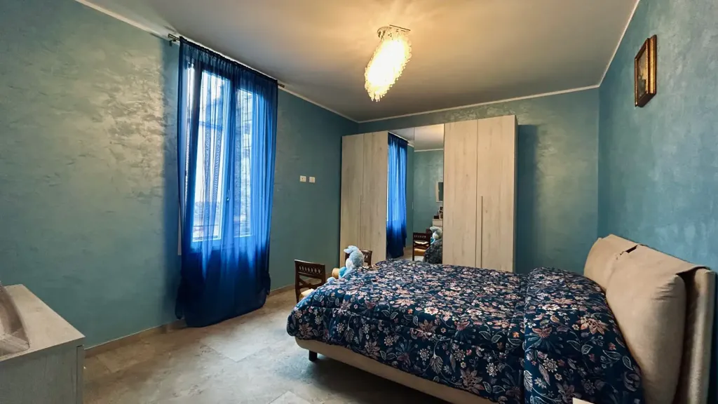 Bedrooms - Historic Villa with Garden in Florence