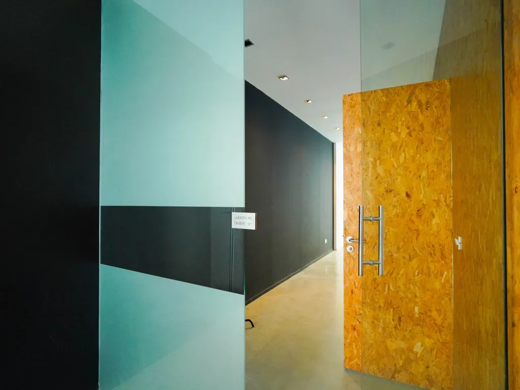 Entrée - Architect-Designed House with Studio in Almoradí