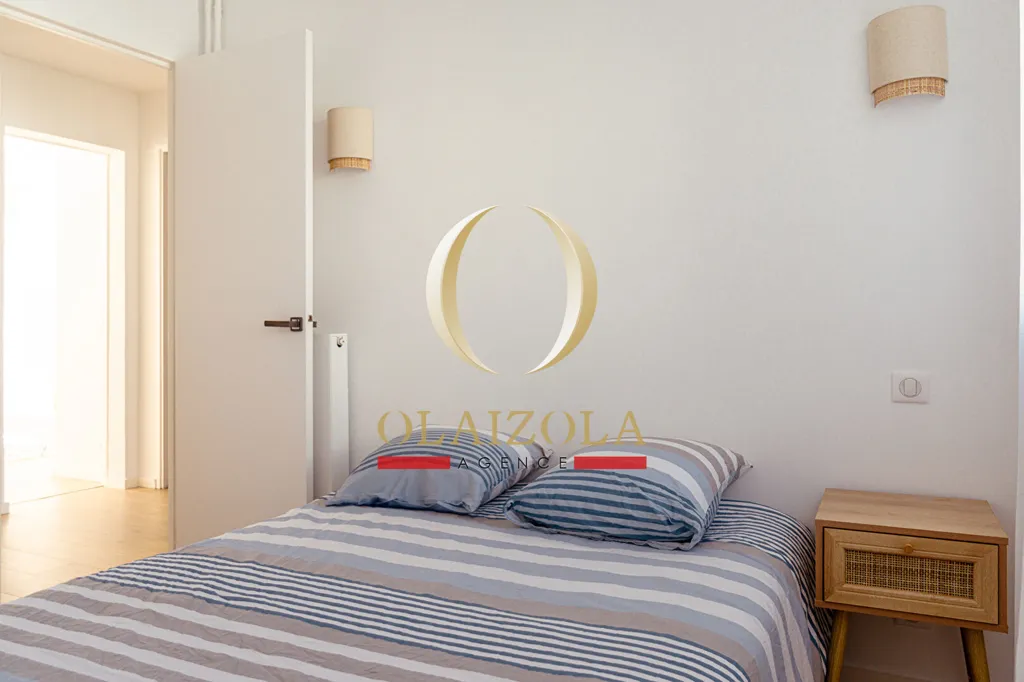 Bedrooms - Renovated Apartment with Balcony in Biarritz