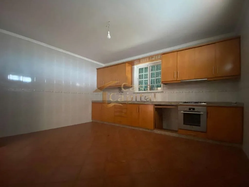 Köök - Luxury House with City Views in Vila Real