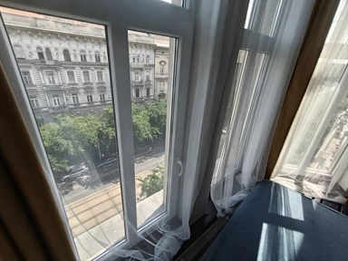 Toad - Design Apartment with Panoramic View in Budapest VI