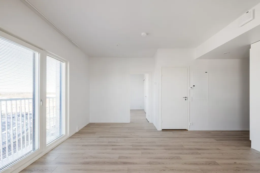 Toad - Modern Flat with Walk-in Wardrobe in Malmi
