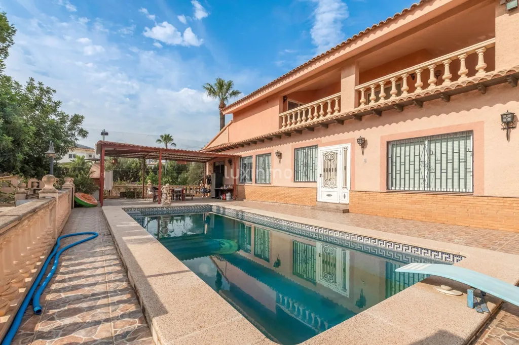 Piscina - Colonial Villa with Pool in L'Albir-Zona Playa