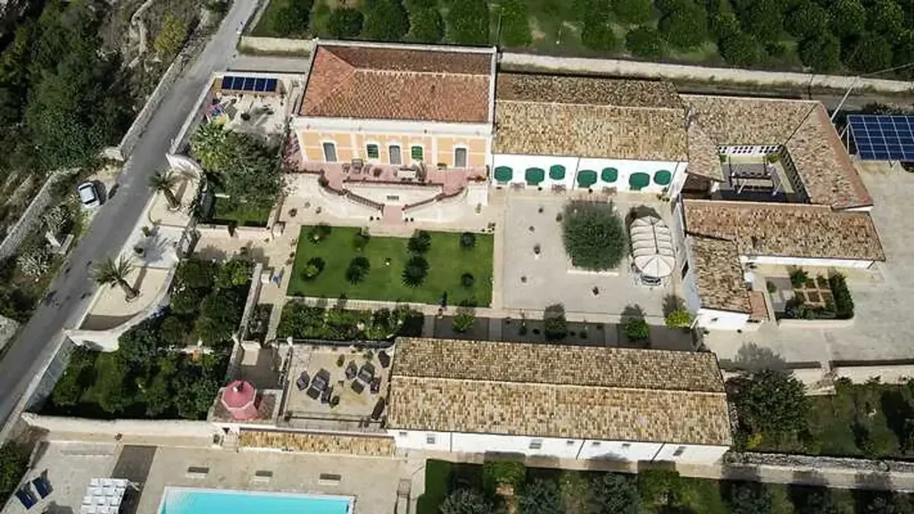 Õhuvaade - Restored Residences with Olive Grove in Avola