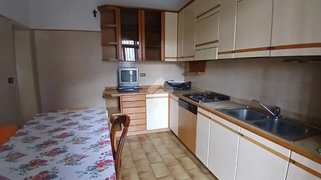 Kitchen - Villa with Private Garden in Teolo