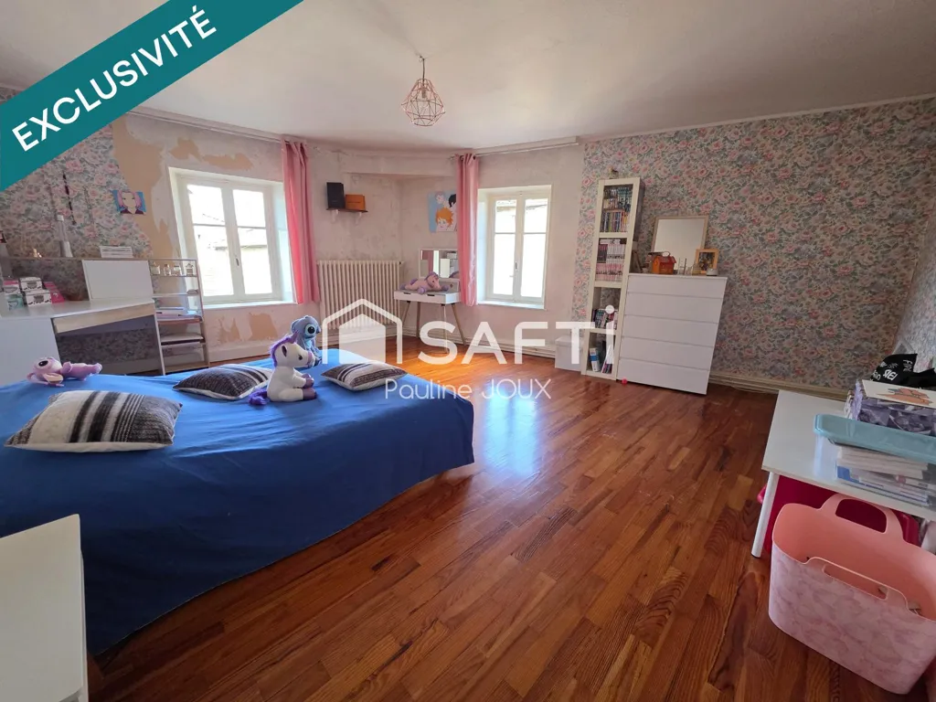 Chambres - Maison avec Jardin à Mirecourt