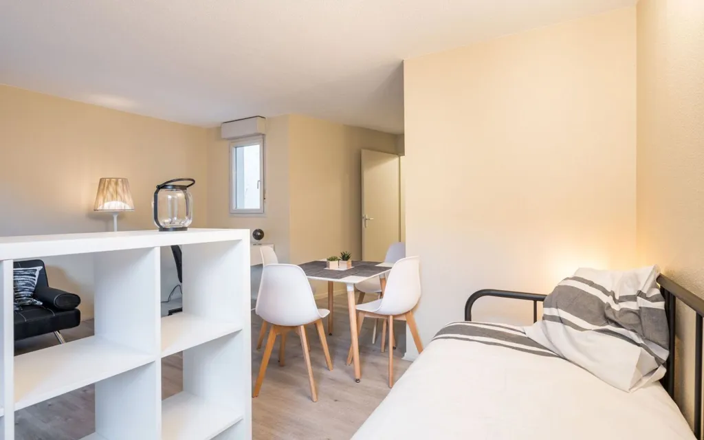 Magamistoad - Studio with Metro Access in Villeurbanne