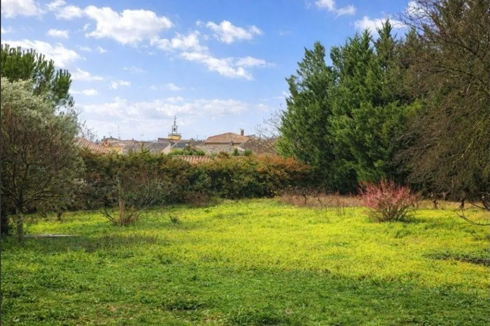 Aed - New House with Garden in Tavernes