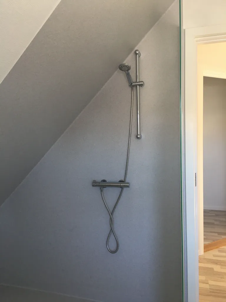 Salles de bain - Light-Filled Flat with Harbour View in Svendborg